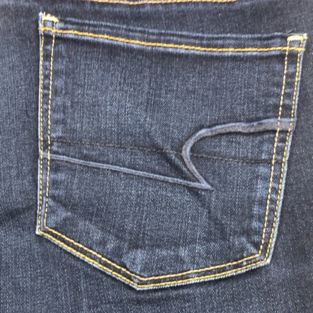 VINTAGE AMERICAN EAGLE SKINNY JEANS 6/28x33⭐️